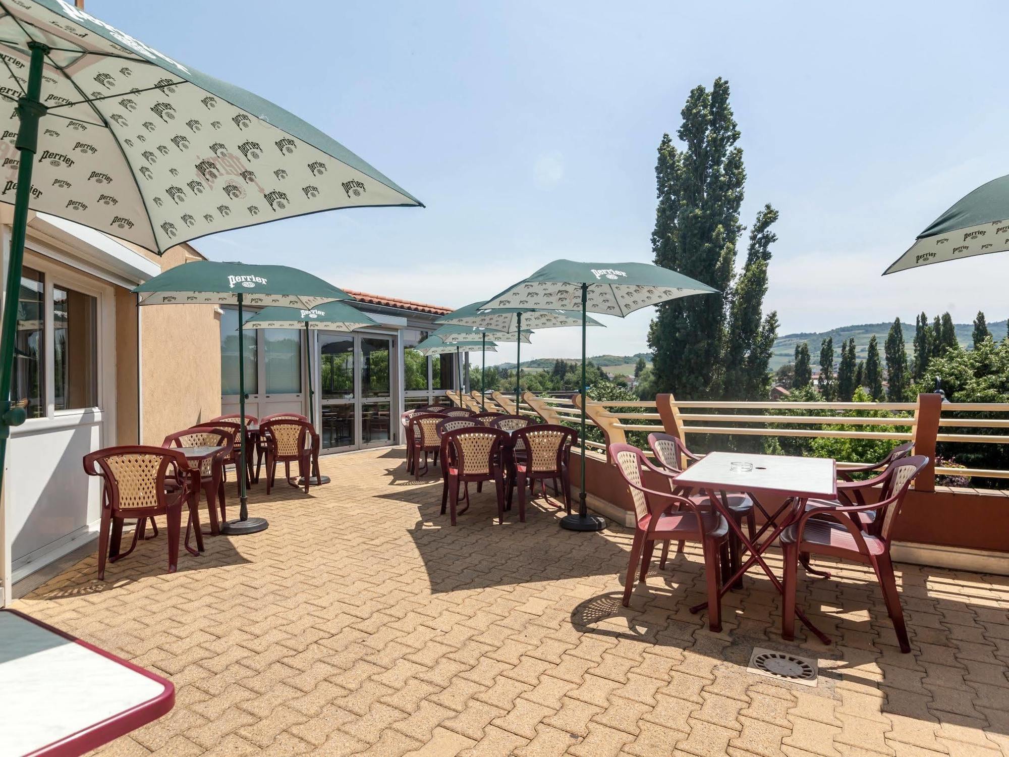 Hotel Logis L'Estredelle à Pont-du-Château Extérieur photo